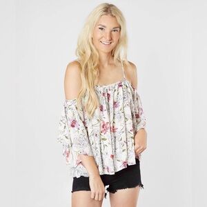 Billabong Forever Cold Shoulder Top in Cool Whip - Size M